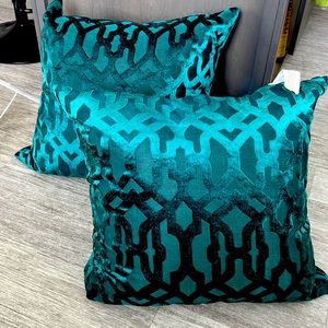 Z Gallerie Cerulean 24 inch Pillows  (set of 2)